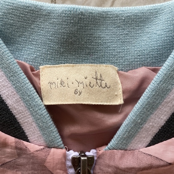 ✨Host Pick✨ Miki miette lightweight jacket - Picture 6 of 8